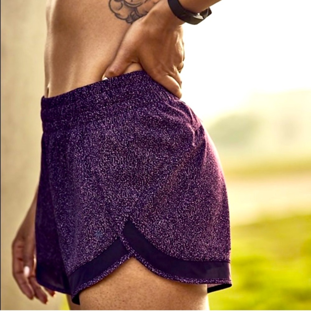 ATHLETA Printed Mesh Racer Run Shorts 4", Medium